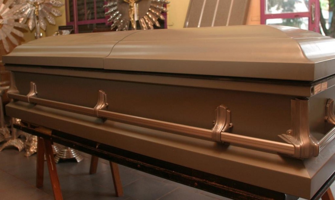 Idoso 'ressucitou' enquanto seu corpo era preparado para velório.