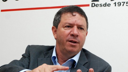 José Gomes da Rocha (PTB), o Zé Gomes, foi baleado na cabeça. 