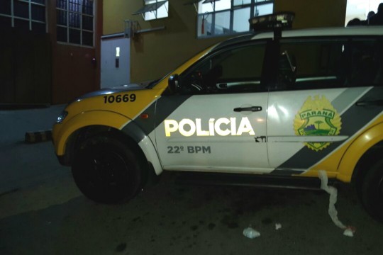 O PM foi levado pelos próprios colegas de farda ao hospital. Foto: Colaboração.