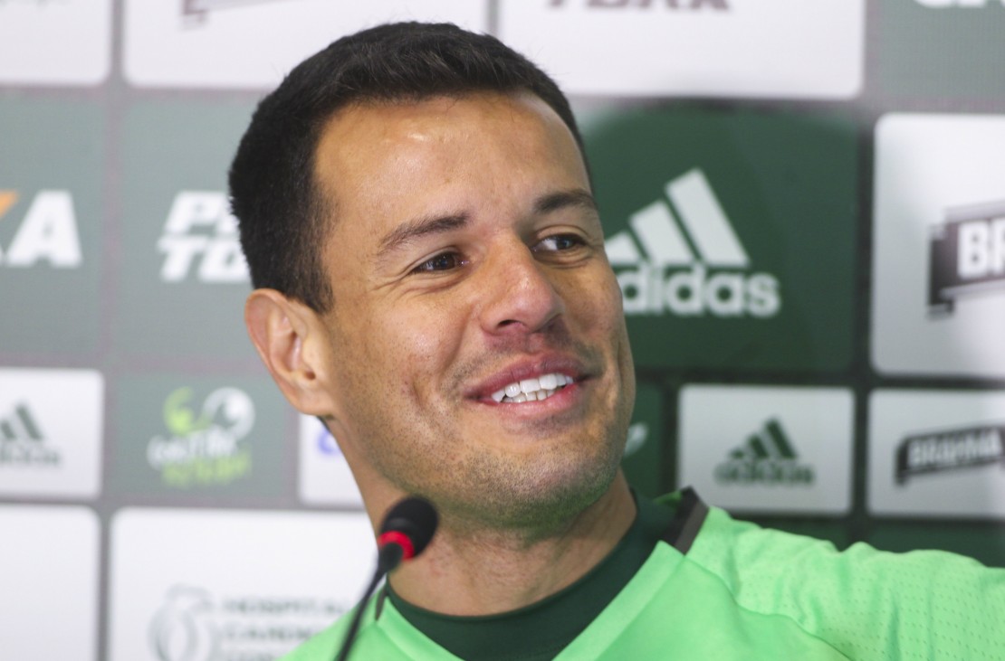 Wilson garante que o Coritiba vai conseguir encarar Brasileirão e Sul-Americana. Foto: Daniel Castellano