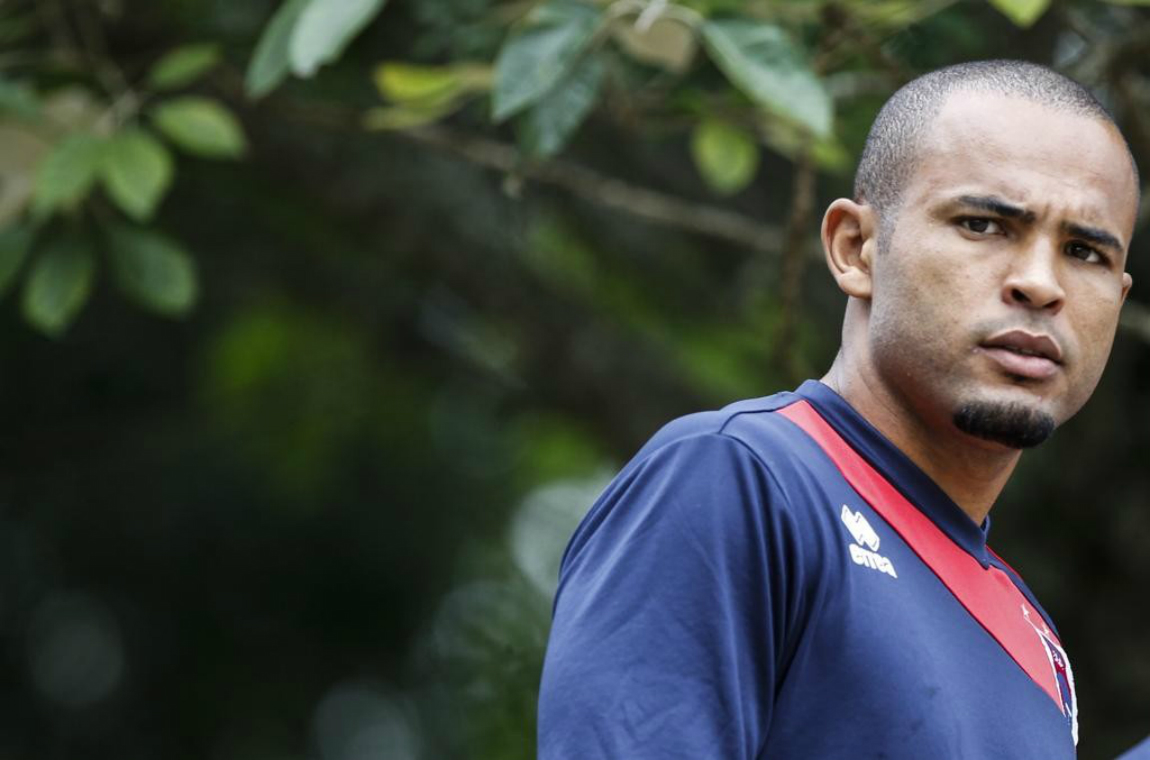 Lúcio Flávio reconhece tanto a boa vantagem para o Bragantino quanto a necessidade de somar pontos fora de casa imediatamente. Foto: Daniel Castellano