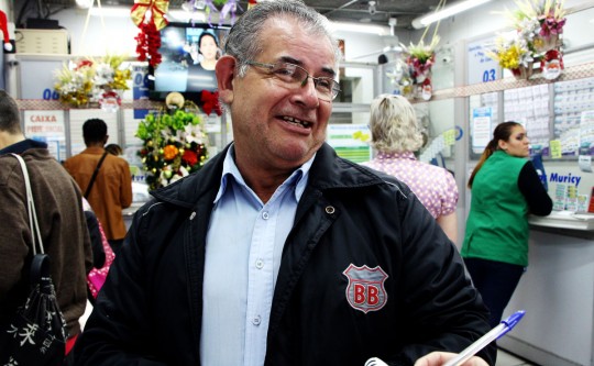 Ari: conﬁante que irá ganhar. Foto: Átila Alberti.