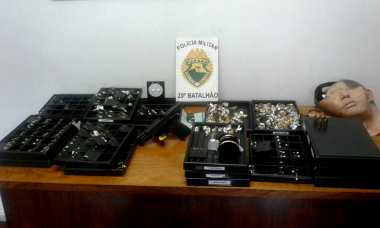 Objetos roubados estavam avaliados em mais de R$ 500 mil. Foto: Divulgação/PM.
