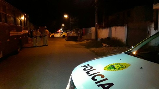 No segundo assassinato, o Siate chegou a ser acionado, mas já era tarde quando a ambulância chegou. Foto: Colaboração/Michael Martins, Rede News.