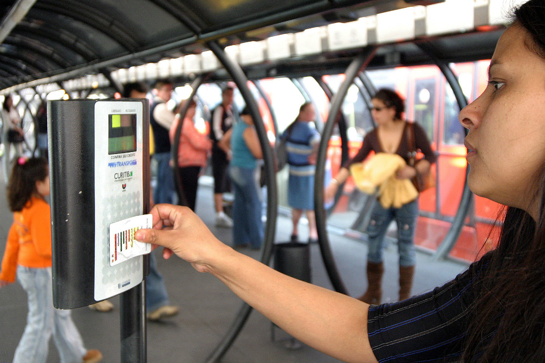 Urbs quer diminuir tempo de validade das passagens no cartão-transporte