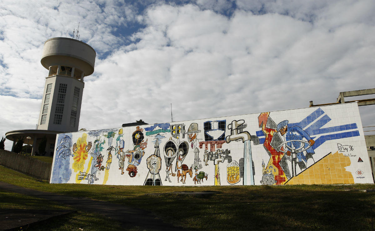 Queda de energia afetou abastecimento no Tarumã e Capão da Imbuia. Foto: Antônio More