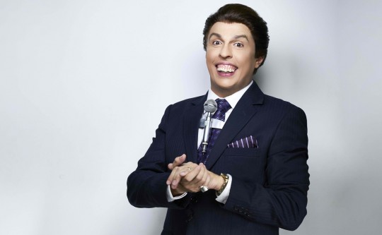 Ceará imita Silvio Santos e outros personagens em show em Curitiba. Foto: Divulgação