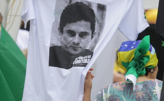 Manifestação deste domingo (26) tem como objetivo principal prestar apoio à Operação Lava Jato, mas também tem outras pautas. Foto: Giuliano Gomes