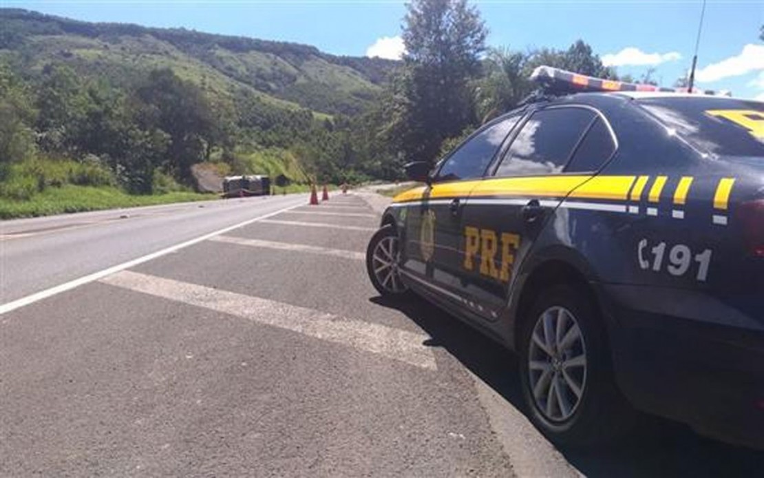 PRF interdita a BR-376 por causa de explosivos na pista