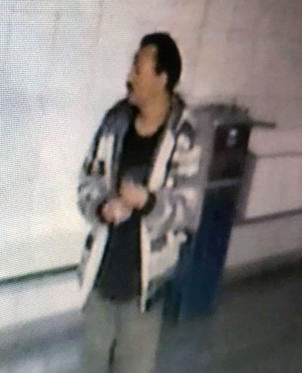 Homem destruiu até o filtro de água do colégio. Ele usou a peça arrancada para quebrar o que via pela frente. Foto: Divulgação.