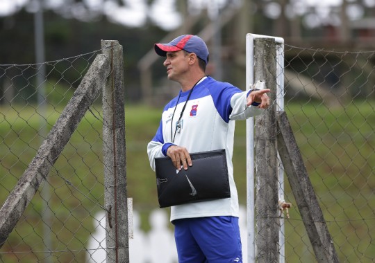 Wagner Lopes jogou todo o favoritismo do jogo para o ASA. Foto: Giuliano Gomes