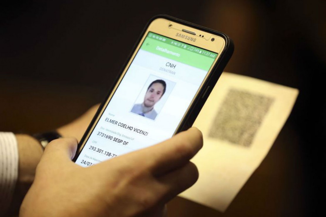 Nova tecnologia nas carteiras de habilitação brasileiras. Foto: Jose Cruz Agência Brasil