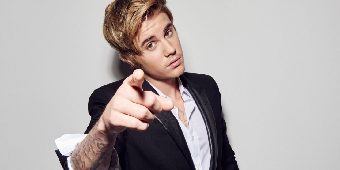 Justin Bieber bebe demais e erra a letra de 'Despacito'