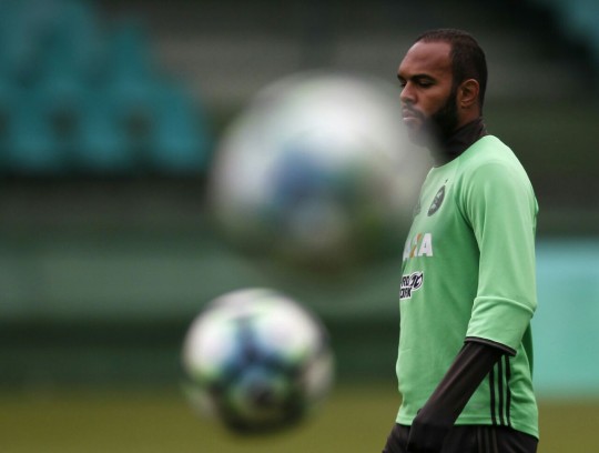 Alecsandro foi campeão brasileiro no ano passado e chega para brigar por uma vaga no ataque titular. Foto: Jonathan Campos