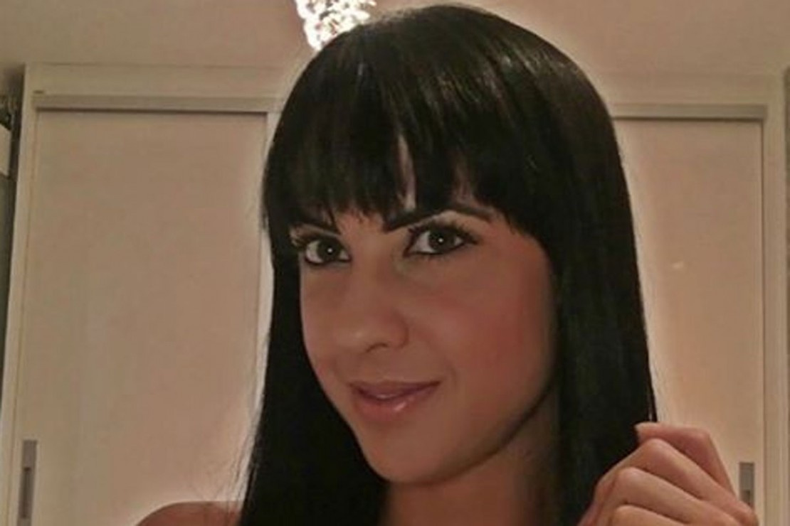 Namorada de Zezé Di Camargo corta o cabelo e é comparada a Zilu