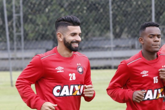 Guilherme é um dos reforços do Furacão para o Campeonato Brasileiro. Foto: Pedro Serápio