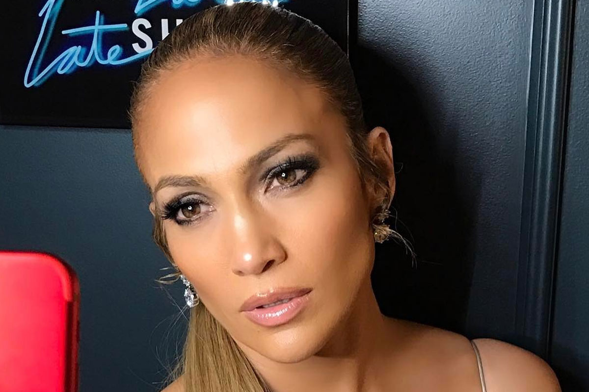 Governo dos EUA paga 47 artistas para fazerem posts nas redes sociais