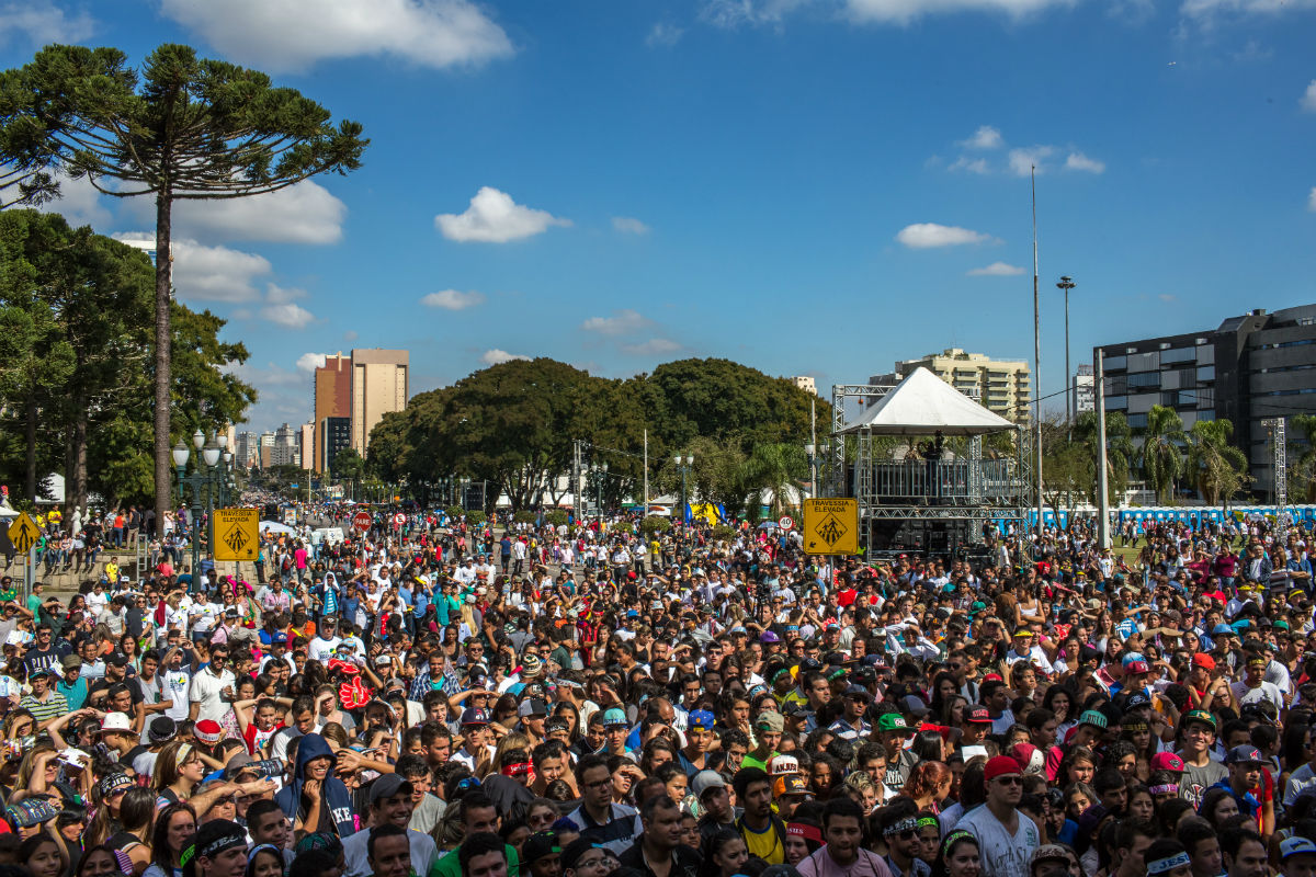 Em edições anteriores, Marcha para Jesus trouxe milhares de pessoas para as ruas de Curitiba. Foto: Maurilio Cheli/SMCS