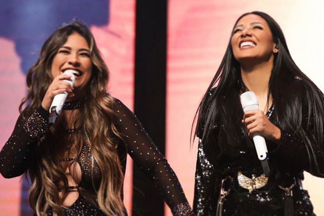 Pergunta de Simone, da dupla com Simaria, deixa sexóloga constrangida