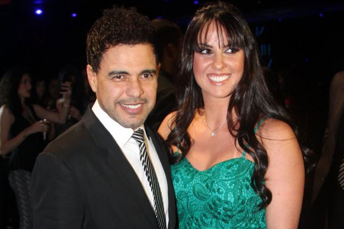Zezé di Camargo dá um passo adiante e pede namorada em casamento