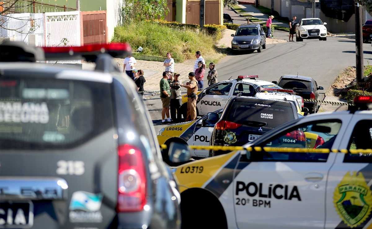 Confronto ocorreu dentro da casa do policial, no bairro Boa Vista, nesta manhã. Foto: Giuliano Gomes.