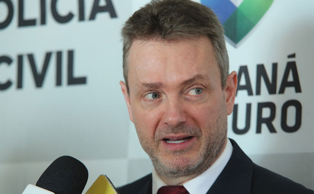 As características das lesões do tiro descartam a hipótese de suicídio, disse o delegado Tito . Foto: Giuliano Gomes.