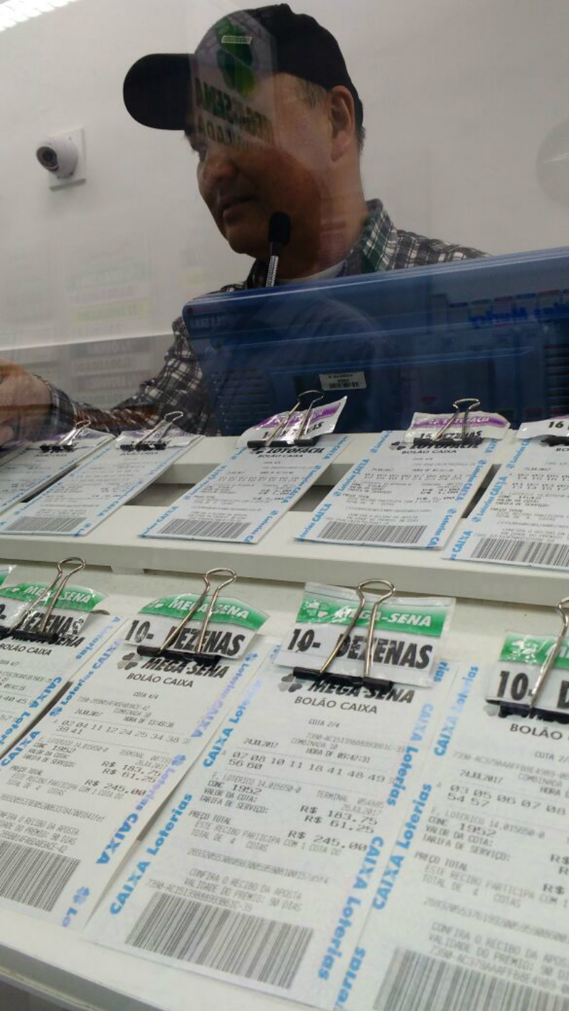 "É uma boa chance de mudar de vida", diz o lotérico Auxílio Suguimoto. Foto: Giselle Ulbrich