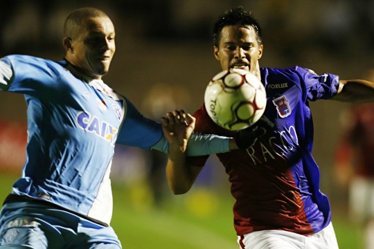 Daniel Morais foi titular nas duas primeiras rodadas da Série B. Depois, não foi mais aproveitado. Foto: Albari Rosa