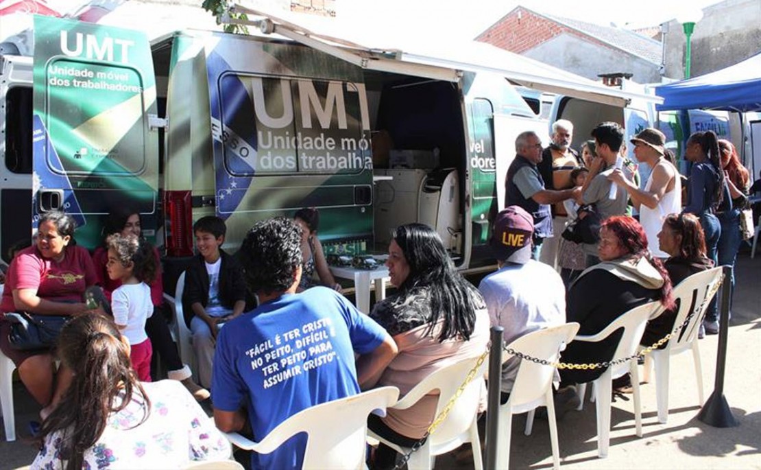 Mutirão do Bairro Novo encaminha trabalhadores para vagas de emprego fazem Mutirões da Cidadania nas dez regionais de Curitiba. Foto:Ricardo Marajo.