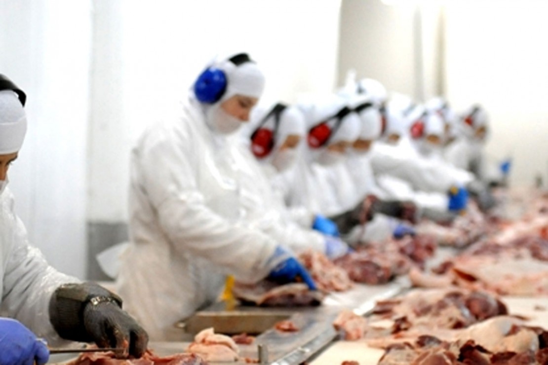 Frigorífico terá que indenizar funcionário dispensado por doença grave