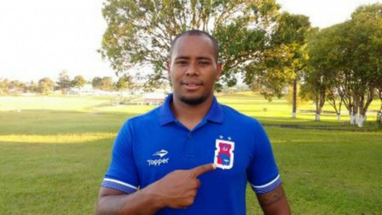 Rafinha ficou em campo pelo Tricolor por apenas três minutos. Foto: Divulgação/Paraná Clube