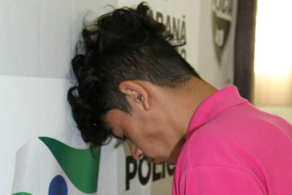 Allan Barbosa da Silva, 18, foi preso na manhã desta sexta-feira (11) em Colombo. Foto: Gerson Klaina