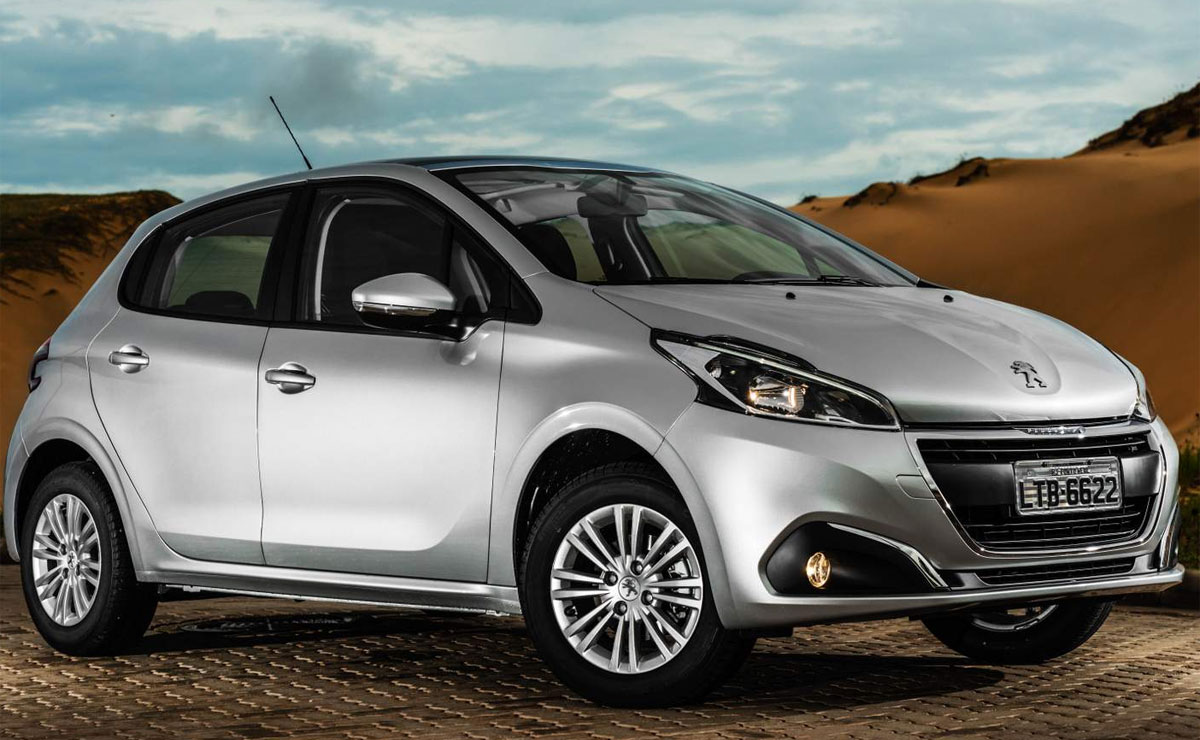 Peugeot-208