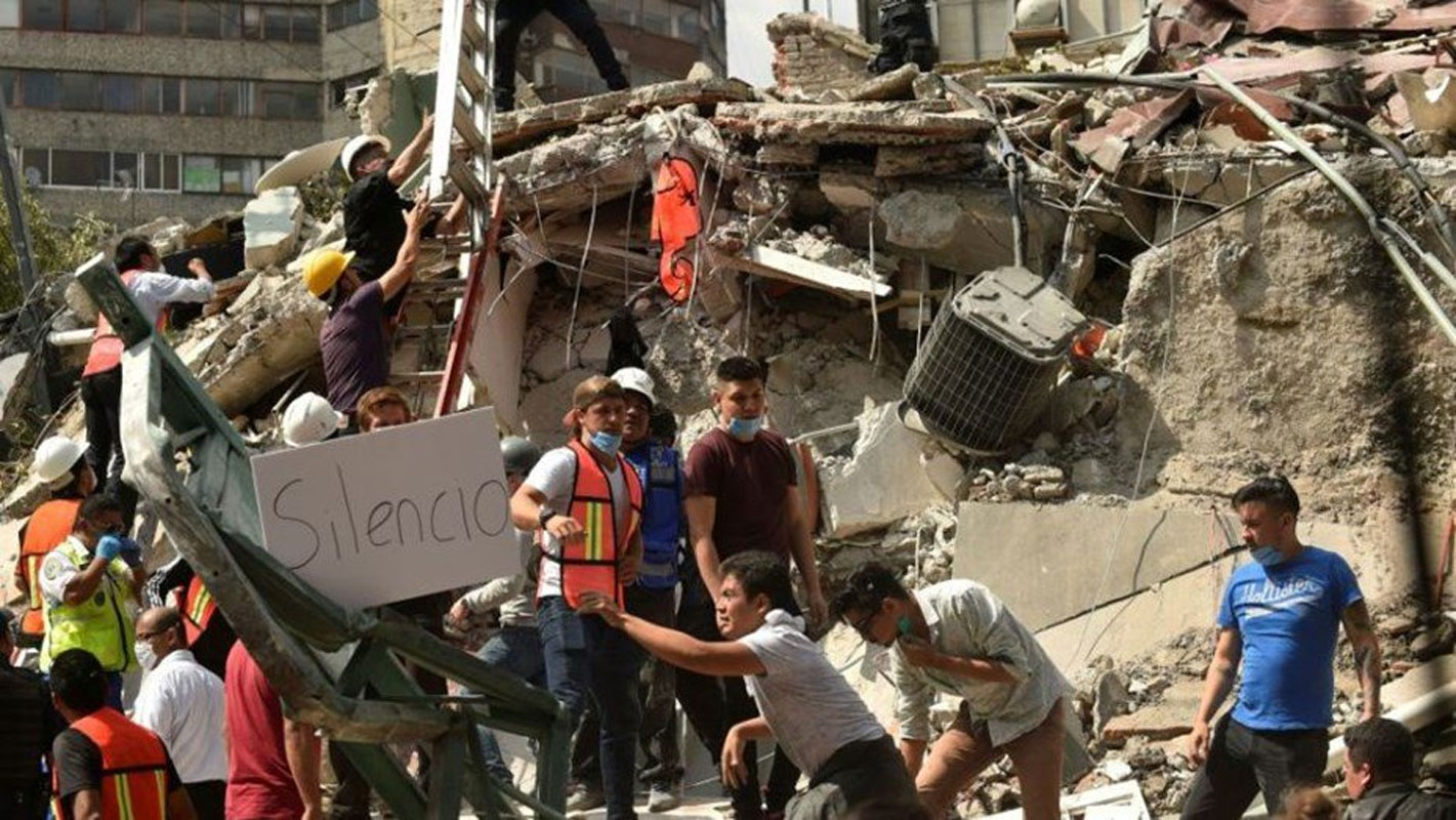Terremoto no México mata 217 pessoas e derruba dezenas de prédios