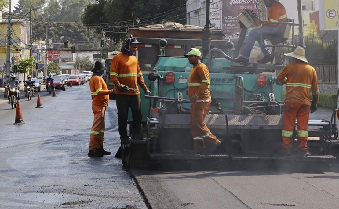 Pavimentação vai travar o trânsito na Mateus Leme e na Treze de Maio. Foto: Cesar Brustolin/SMCS.