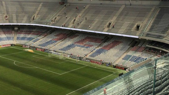 O mosaico da torcida organizada sendo montado na Arena. Foto: Reprodução