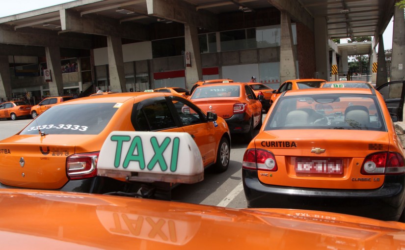 Resultado de imagem para taxi em curitiba