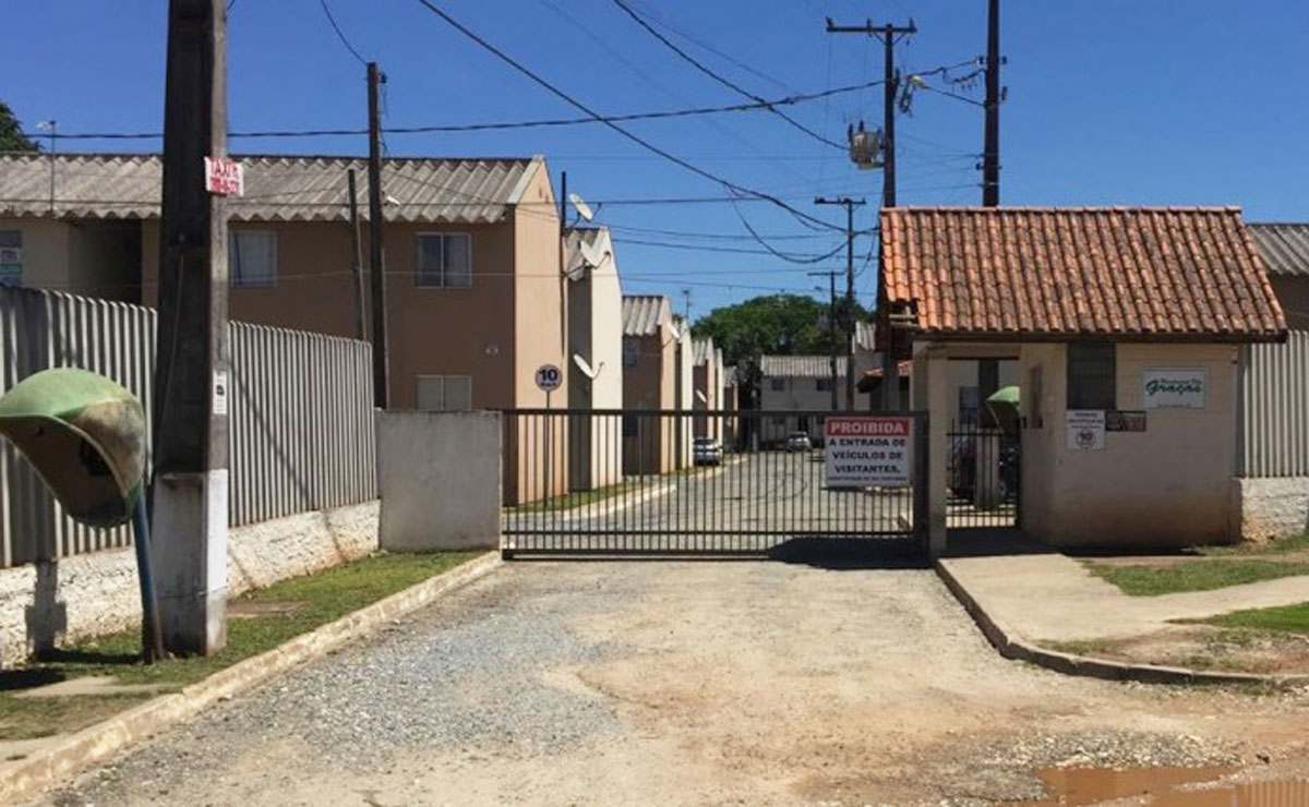 Crime ocorreu dentro de um apartamento em Colombo. Foto: Colaboração/Marco Pires.