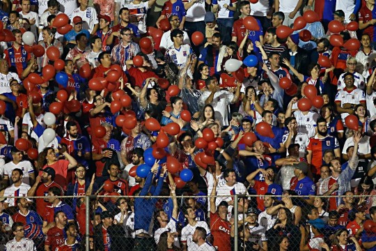 A torcida fez outra festa na Vila Capanema. Foto: Albari Rosa