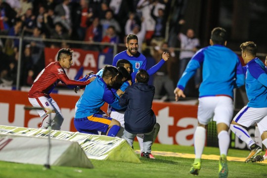 A festa dos jogadores diante do Vila Nova. Foto: Divulgação/Paraná Clube