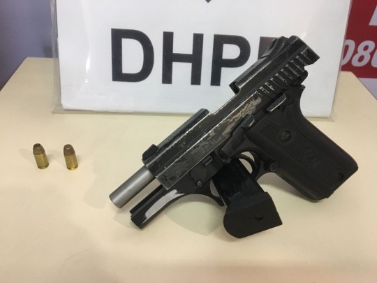 Arma apreendida não teria sido a usada no crime, mas vai ser periciada. Foto: Divulgação.