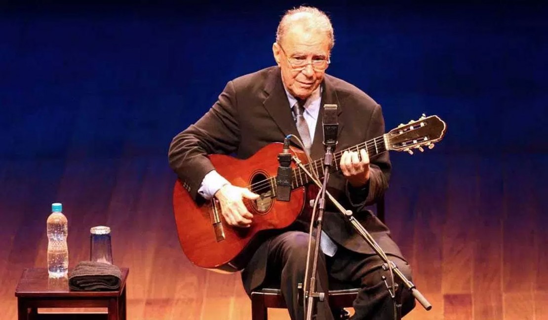 João Gilberto é interditado judicialmente por Bebel Gilberto, diz jornal