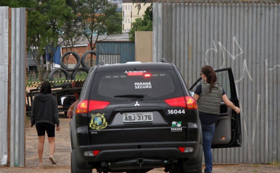 Além do Siate, uma equipe da Polícia Militar (PM), outra da Polícia Civil e a perícia do Instituto de Criminalística estiveram no local. Foto: Gerson Klaina.