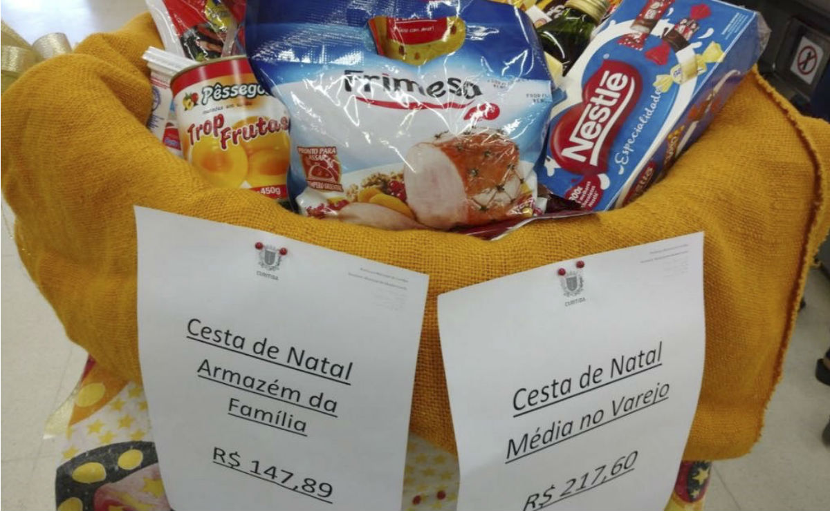 Alimentos vendidos a preços acessíveis no Armazém da Família: Foto: Divulgação SMCS