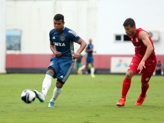 Yan Sasse foi titular diante do 3 de Febrero. Foto: Divulgação/Coritiba FC