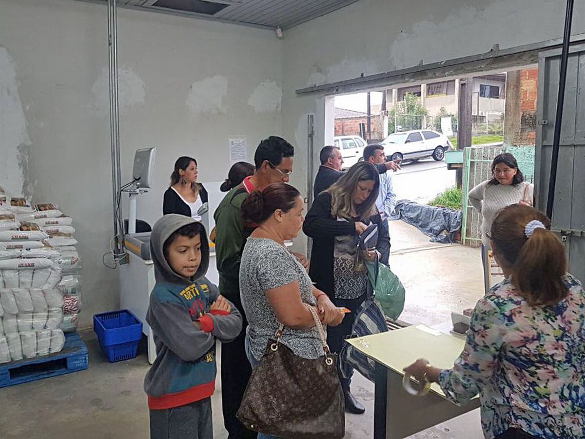 População de Bocaiúva do Sul pode voltar a fazer compras no Armazém da Família. Foto: Divulgação.
