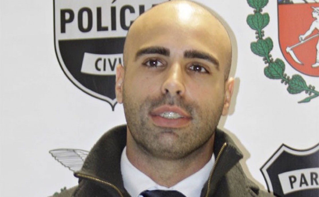 O delegado Max Dias Lemos, que atua no comando da Delegacia de Matinhos, no Litoral do Paraná, foi preso nesta segunda-feira (29) . Foto: Polícia Civil.