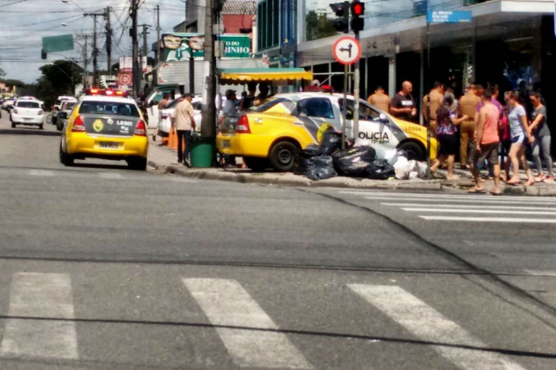 Perseguição assustou quem passava pelas ruas Winston Churchill e Mario Gomes Cézar, no Pinheirinho. Foto: Colaboração/RedeNews