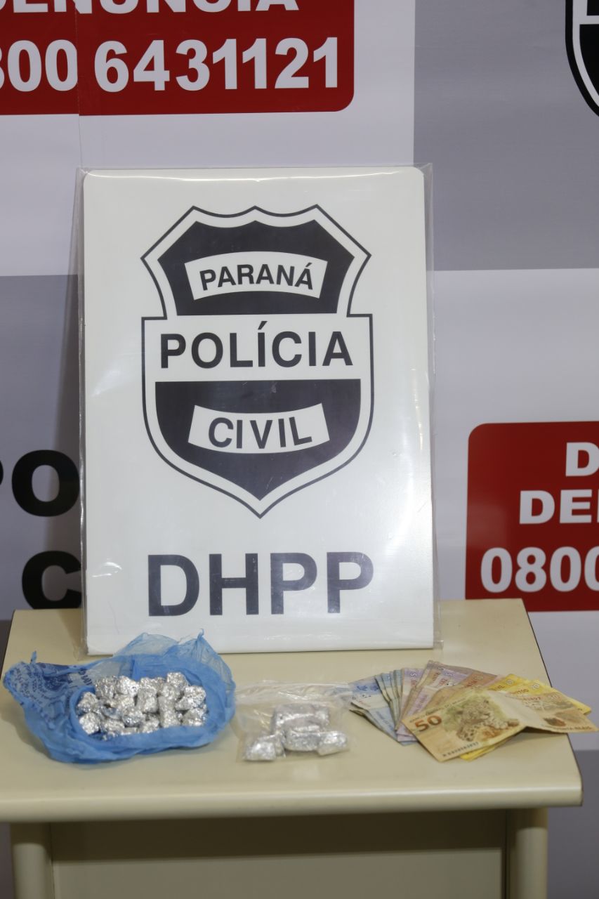 De acordo com a polícia, na casa do atirador foram encontrados 50 invólucros de maconha, prontos para serem comercializados. Fotos: Fábio Alexandre