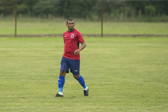 Zé Carlos não tem agradado na frente. Foto: Marcelo Andrade